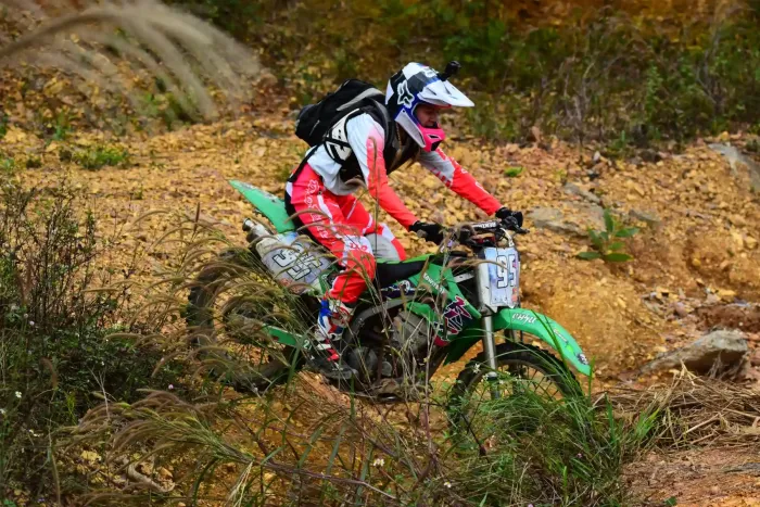 Manual Motorbike Lesson: No Off-Road