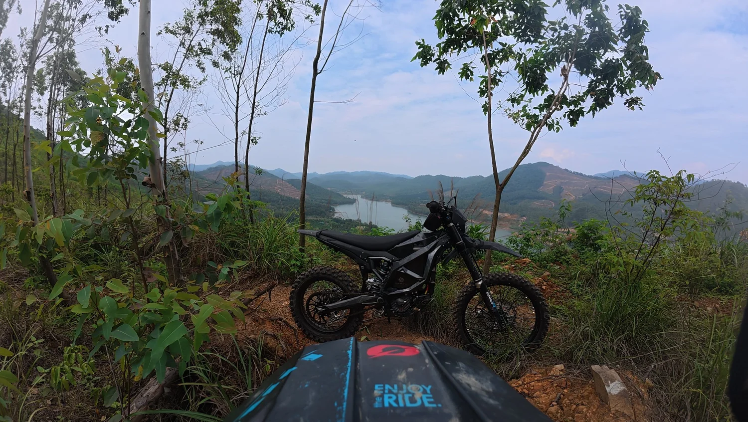 surron ultra bee: an off-road review in Hanoi