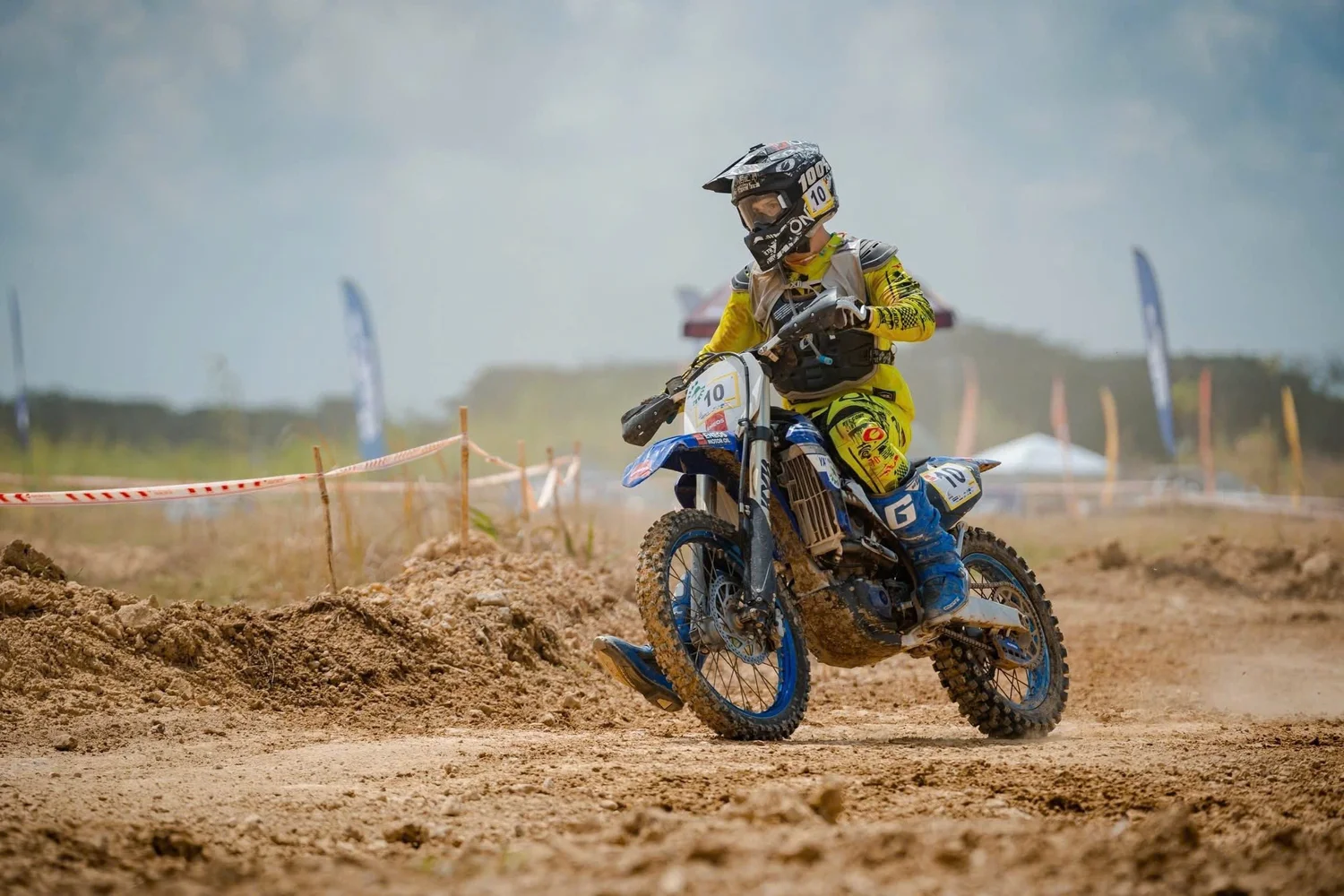 how to ride difficult hill climbs: teaching a beginner in hanoi