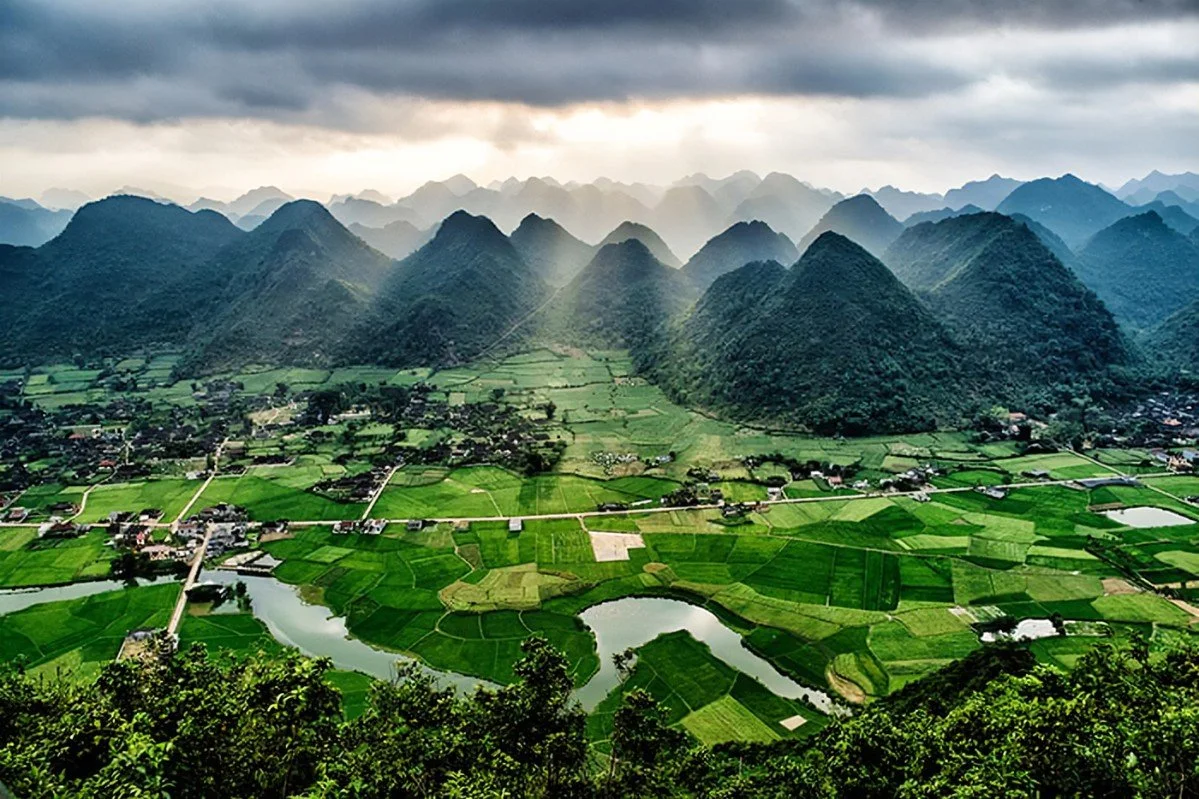 where is the best place to visit in vietnam?