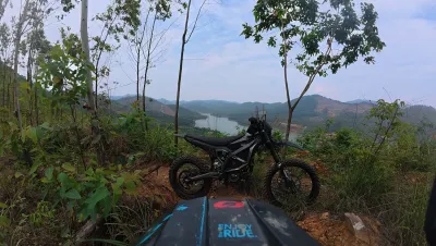 surron ultra bee: an off-road review in Hanoi